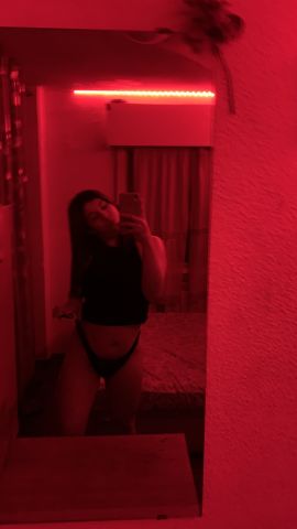 Vivian jovencita recen llegada