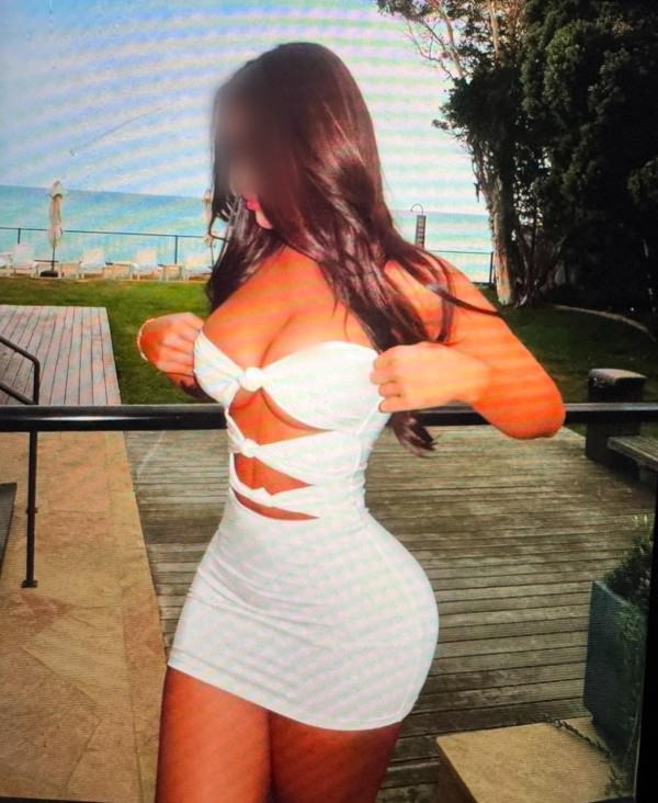 IMPLICADA CACHONDA ARDIENTE AMANTE DEL PLACER