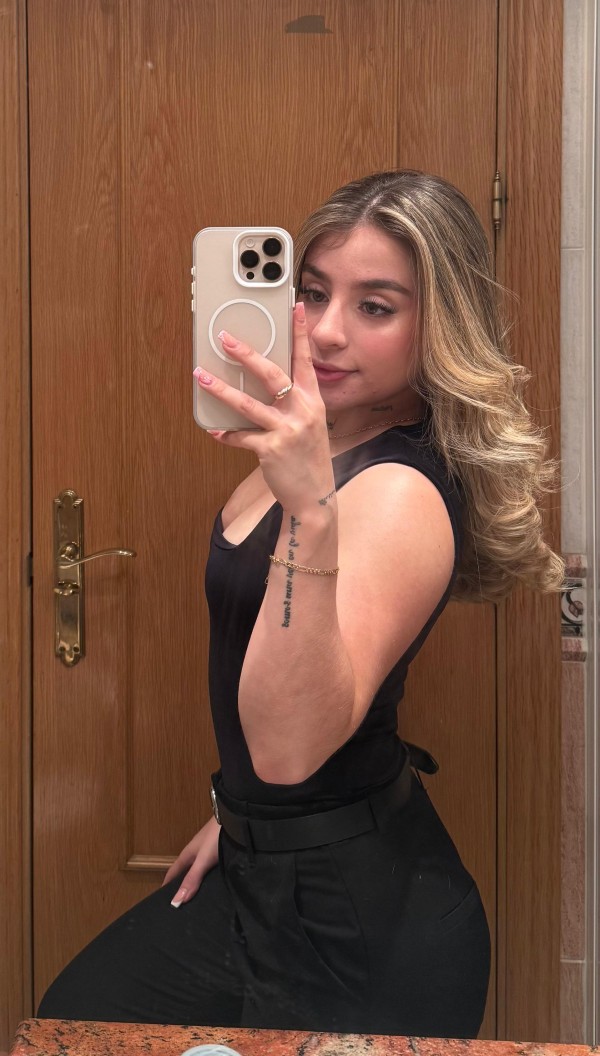 24/7 PARTY GIRL – WE ONLY VISIT YOUR ADDRESS. WE D