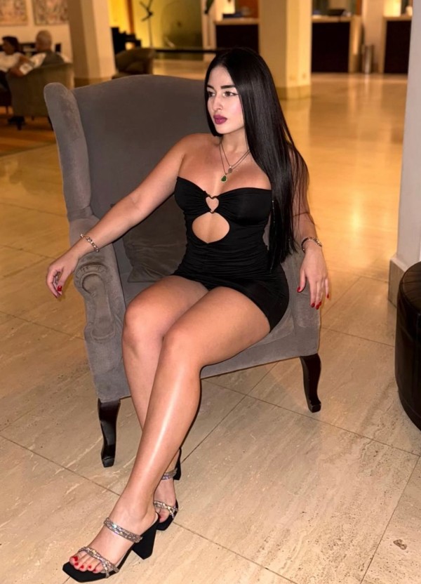 ¡EXCLUSIVA! JOVEN SUPER MORBOSA Y PASIONAL.