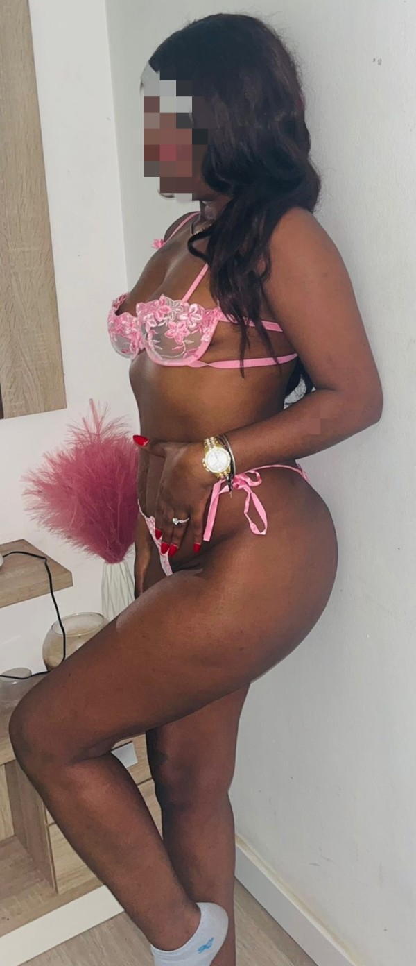 Árabe  marroquí y latinas y amigas desde 40 Rosas