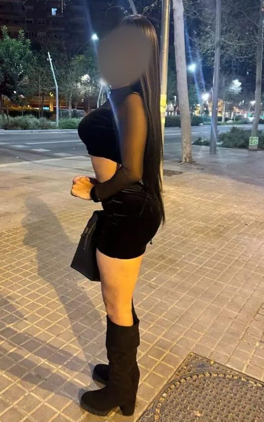 MORBOSA IMPLICADA CACHONDA DESEOSA DE PLACER