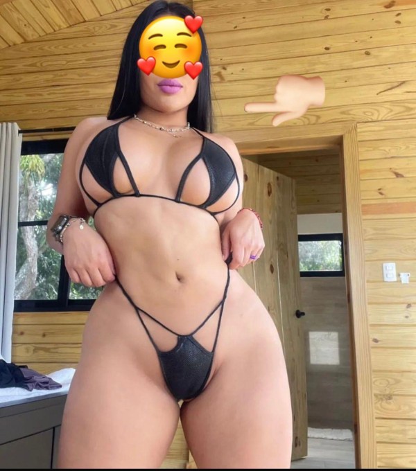 Tetas culasooo Latina guarra hermosa