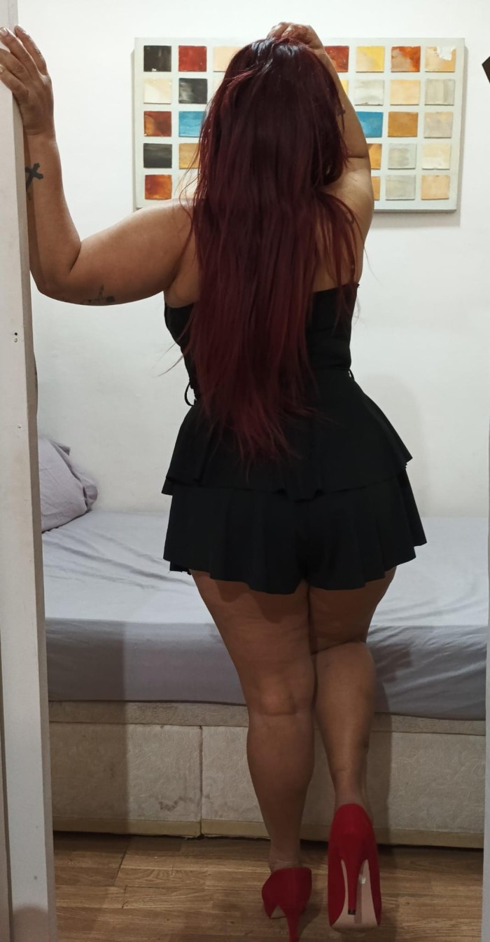 Paraguaya muy dulce con ganas de marcha