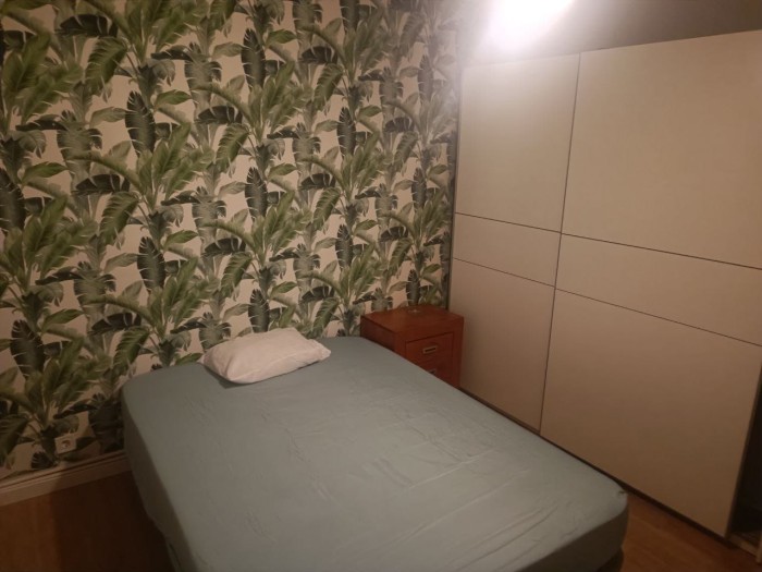 SE NECESITAN CHICAS PARA TRABAJAR