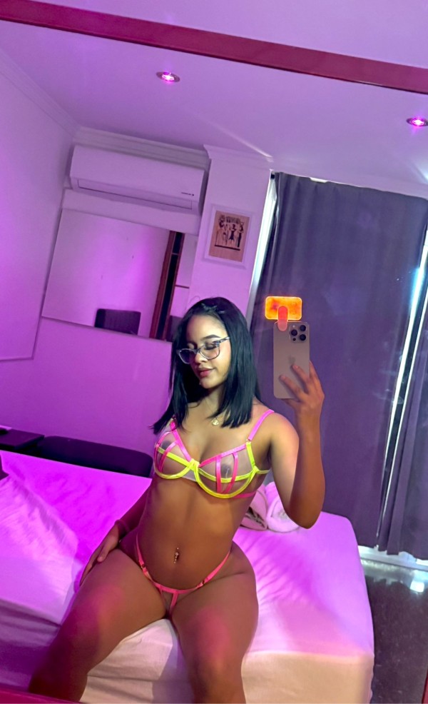 100% REAL, PARTICULAR LATINA Y JOVENCITA