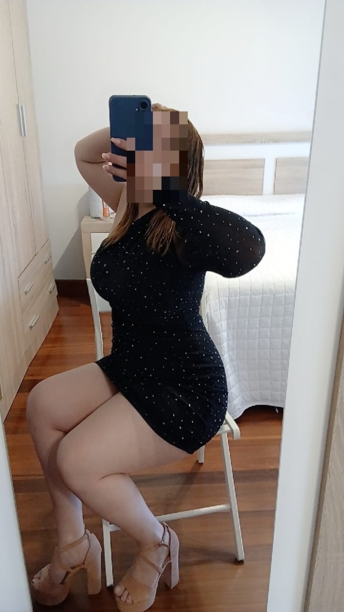 LA REINA DEL SEXO FIESTERA GUARRILLA AMORES
