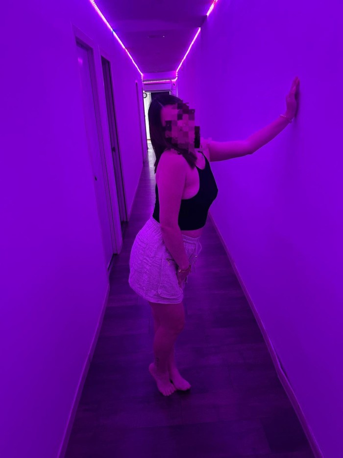 FIESTERA PARA SALIR DE LA MONOTONÍA