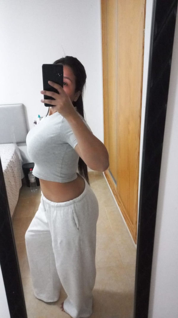 Hermosa pivon fiestera