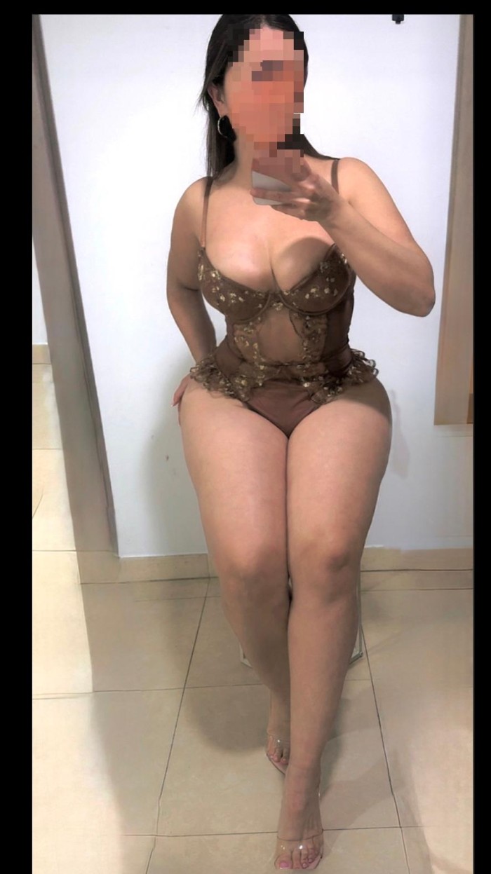 quiero sentarme en tu polla