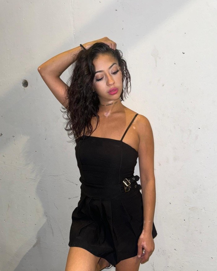 SOY UNA CHICA MUY ARDIENTE