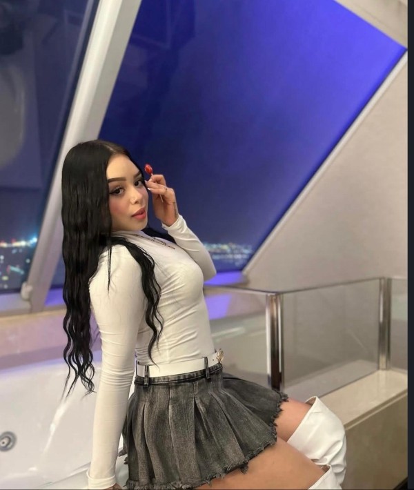 SUSANA JOVENCITA SENSUAL Y COMPLACIENTE