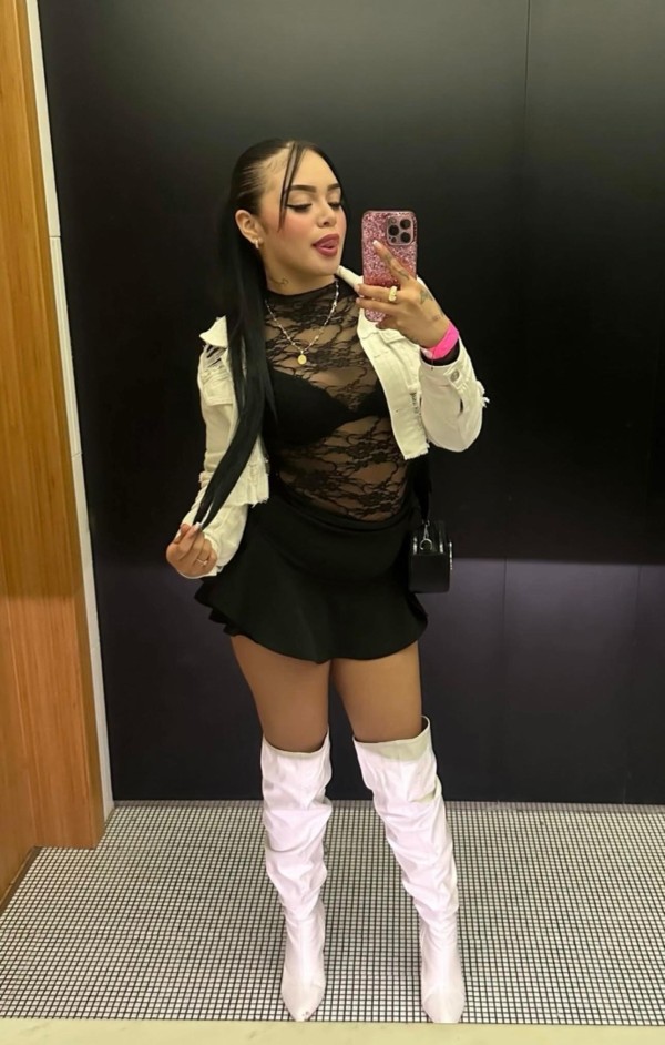 SUSANA JOVENCITA SENSUAL Y COMPLACIENTE
