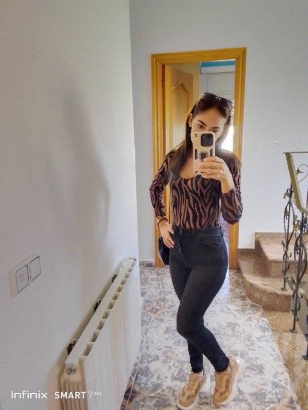 ARDIENTE Y COMPLACIENTE! LATINA EN GIRONA