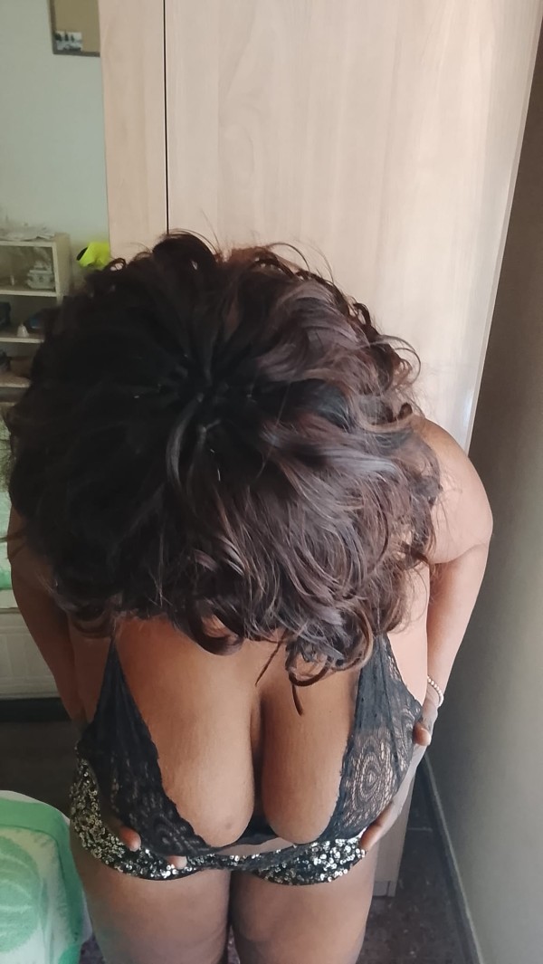 Tetona cachonda
