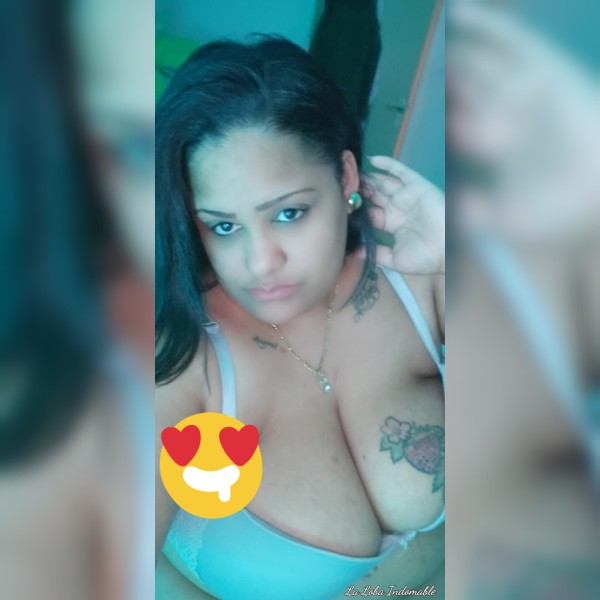 Completa Cachonda y muy juguetona Con Mi Boquita