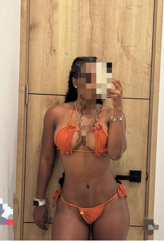 ARDIENTE LUJURIOSA IMPLICADA MORBOSA COMPLACIENTE