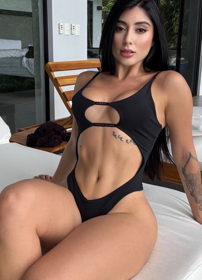 Colombiana implicada , diosa total en Bilbao