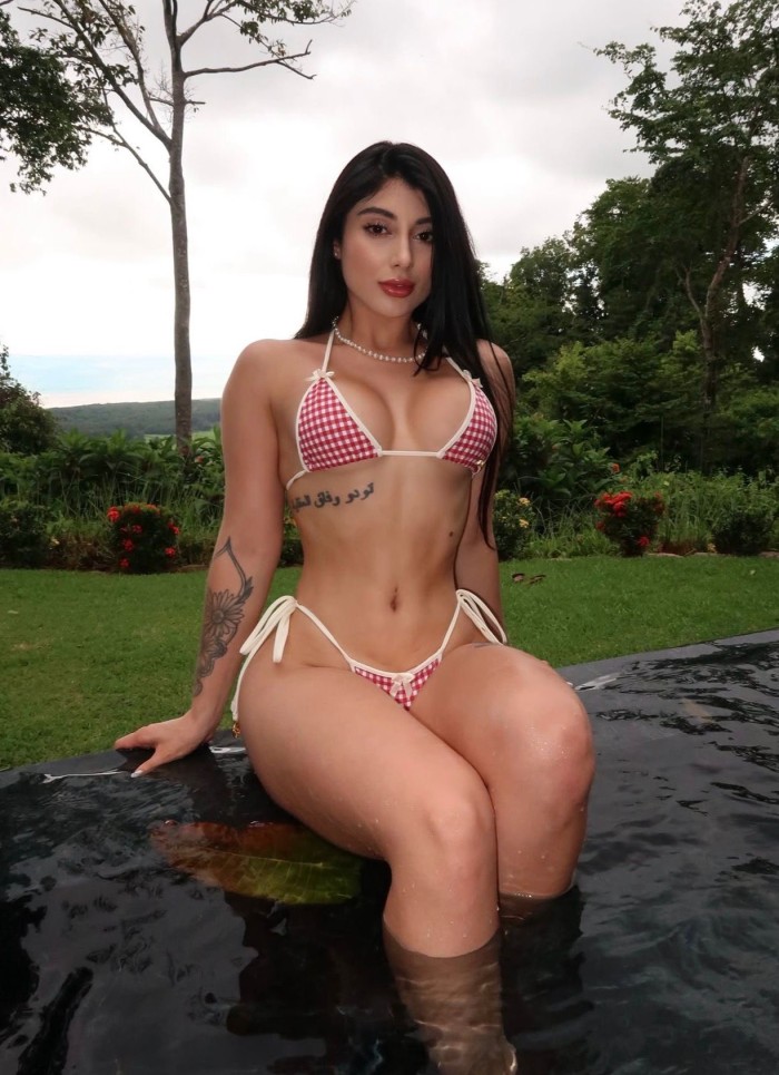 Colombiana implicada , diosa total en Bilbao
