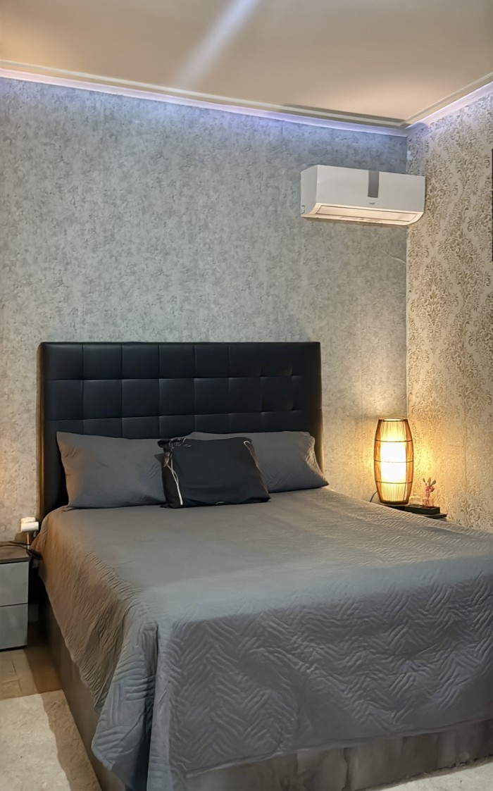 Se alquila habitación por semana