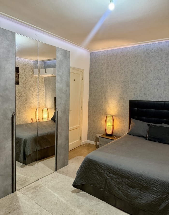 Se alquila habitación por semana