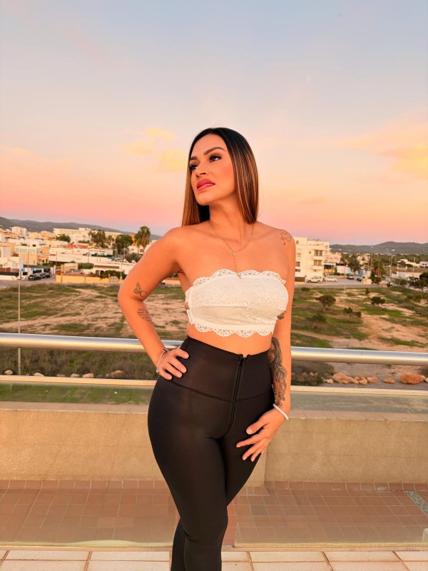 Chica morbosa y fiestera Colombiana  madurita 604380831  CALA DE BOU