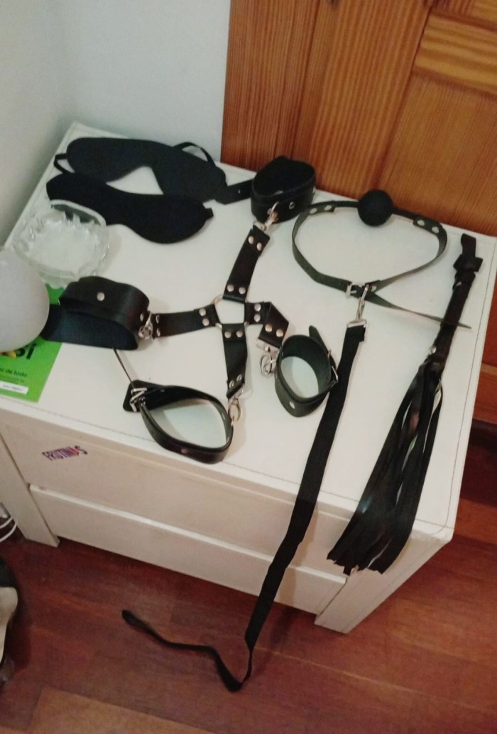 MIRA ESTE POLLERON EN TU CUL***