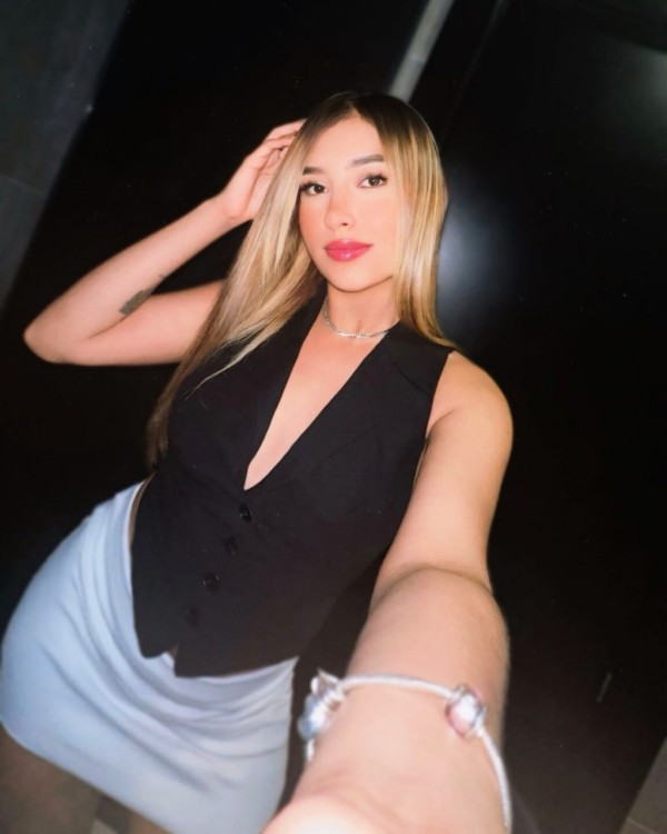 NEW ESCORT EN MALLORCA! TIENES QUE MIRAR MIS FOTOS! ESTOY INCREIBLE. 24/7