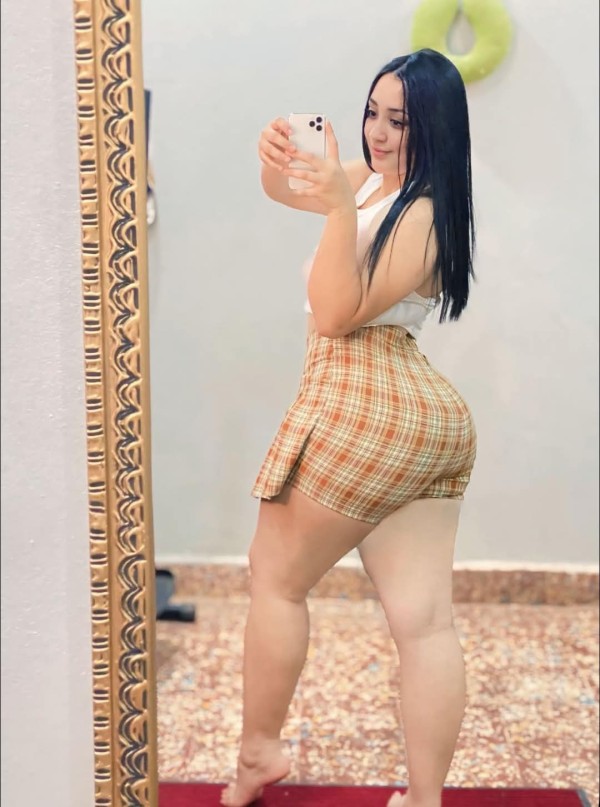 Mabel jovencita sexy y fiestera