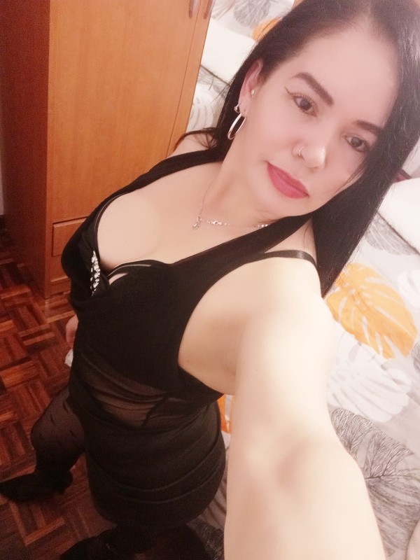 Mabel jovencita sexy y fiestera