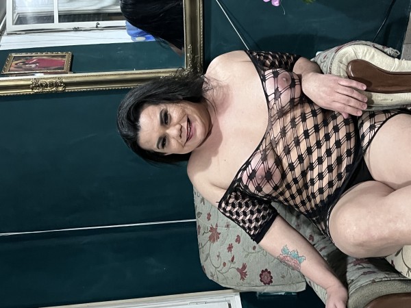 Carol travesti ladrona y sucia