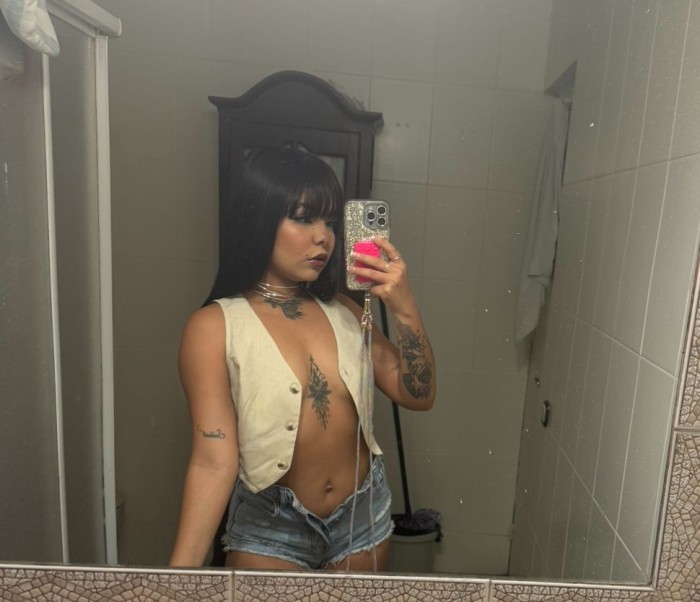 Tokio,jovencita muy cachonda