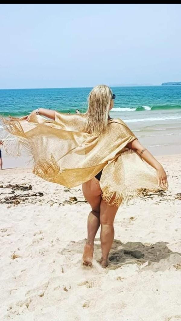 Paula super fiestera y golosa