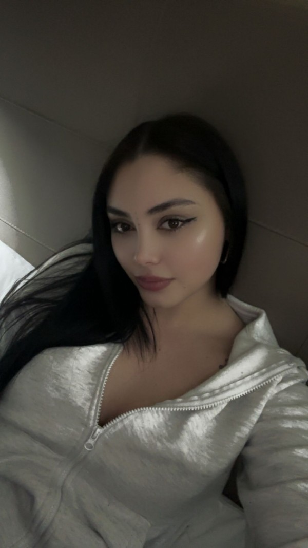 Lindas amiguitas recién llegadas