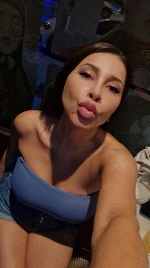 BOMBONCITO! DELICIOSOO Ricas mamada llamarme