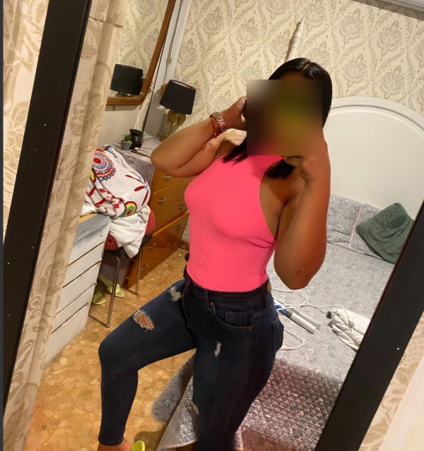 ¡MORBOSA DE SANGRE ARDIENTE…COMO BUENA LATINA QUE SOY! OPEN 24HRS