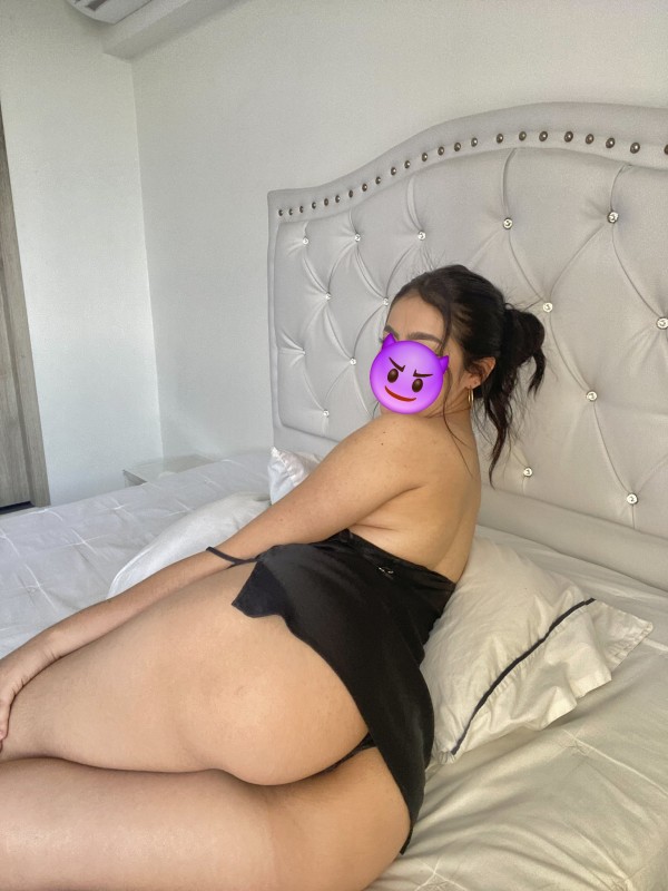 complaciente y fiestera 24 horas disponible