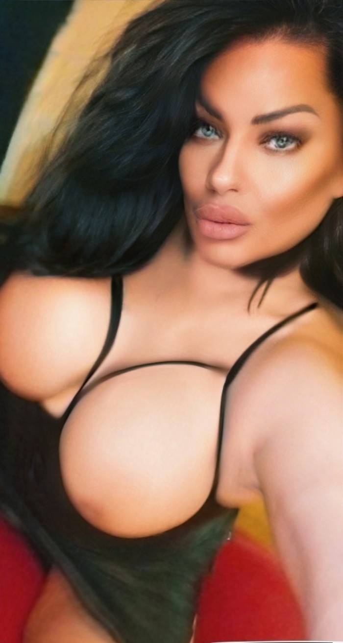 Madura mami 40 años ex actriz porno fiestera
