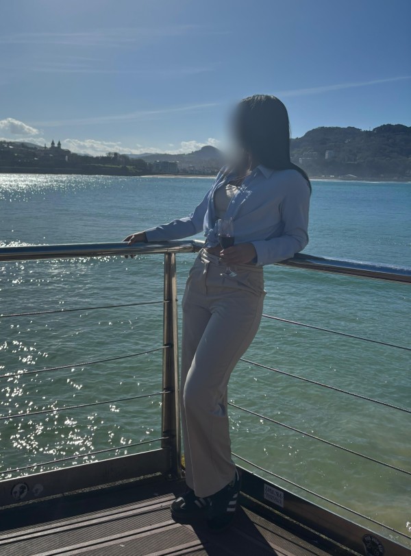 JOVENCITA DIVINA DELGADITA Y FIESTERA