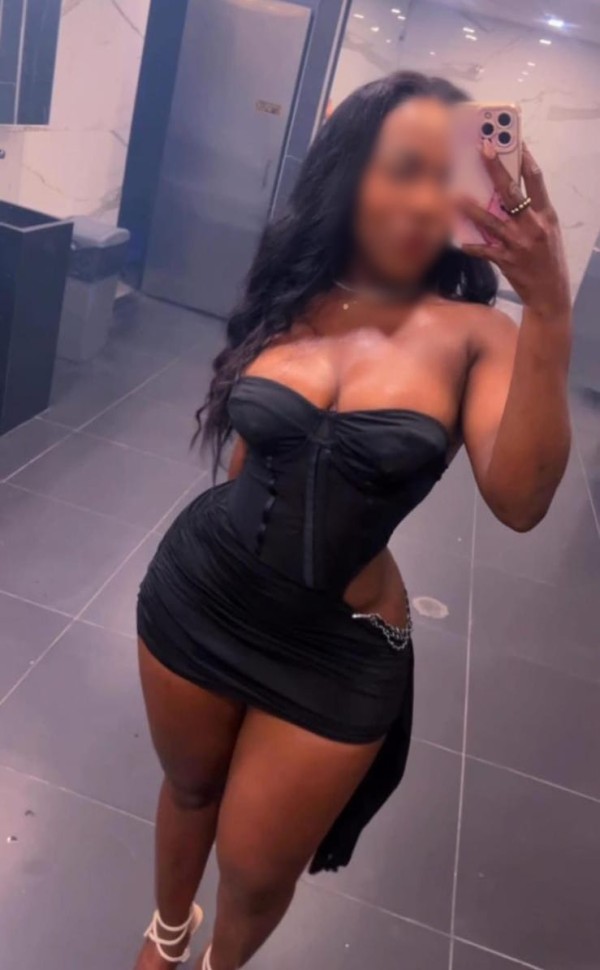 Melissa Colombiana con curvas de infarto en Cartagena