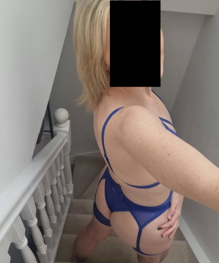 40TONA EXOTICA UNICA EN ISLA CHICA