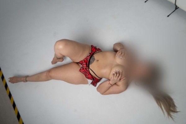 3 amiguitas adictas al sexo