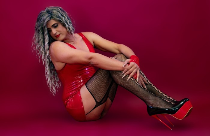 JOVENCITA TRANS COMPLETA Y CAÑERA