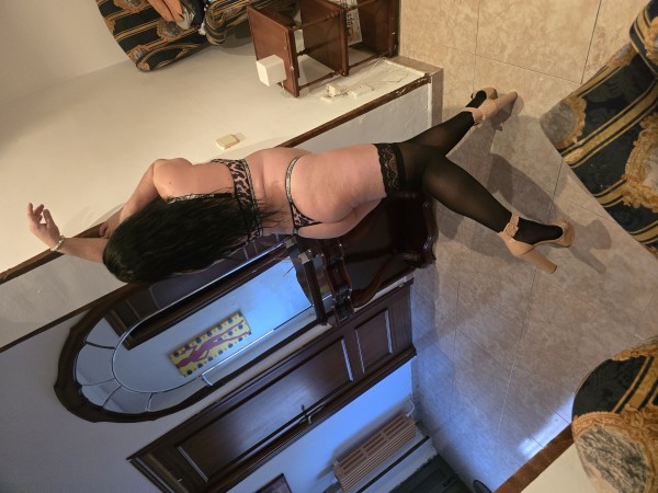 TU PUTA AMA EN LA CAMA