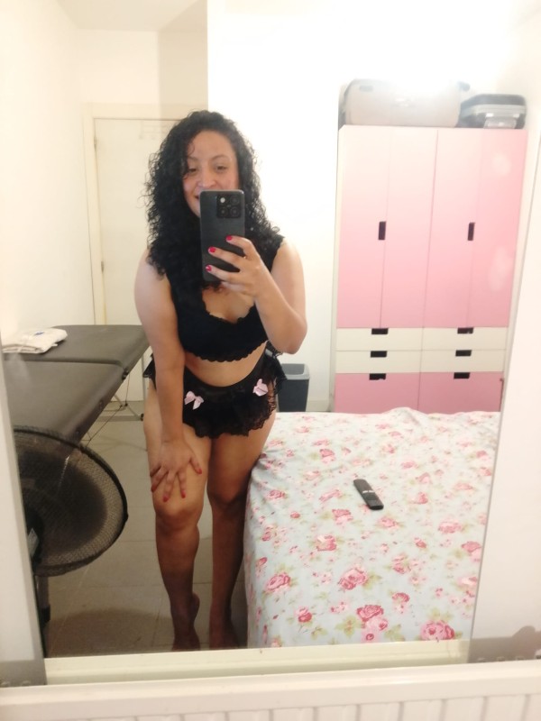 GABRIELA TRATO DE NOVIO SUPER MAMADA FIESTERA