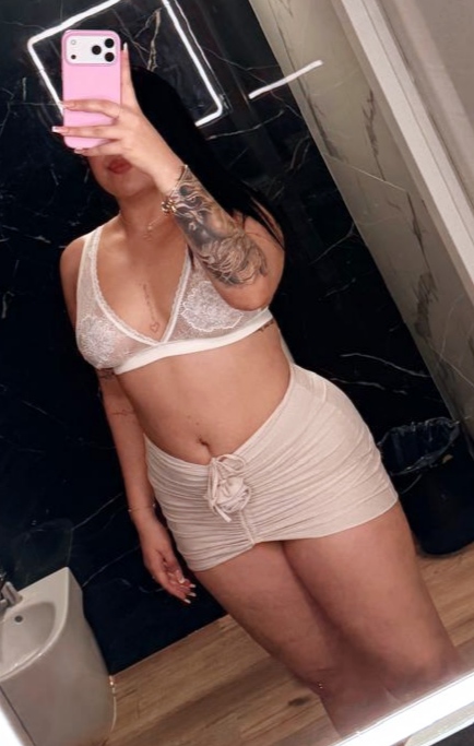 Rellenita sexy,divertida y muy fiestera.la.mejor boca de la ciudad