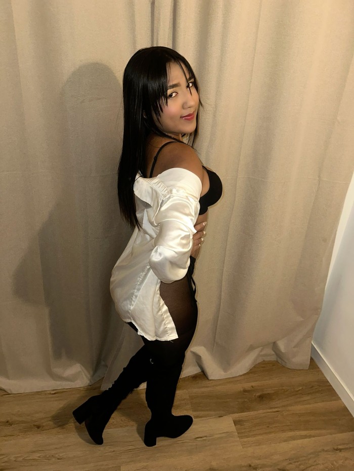 Cattaleya – Novedad latina en Vecindario