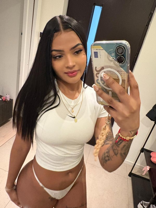 Isabella jovencita inolvidable