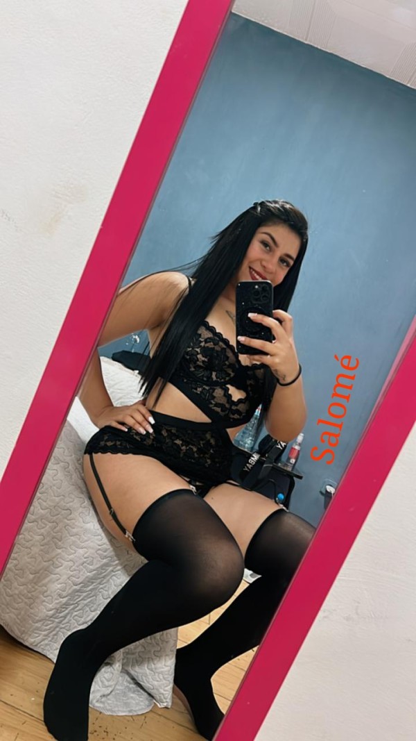 Amiguitas guapas Latinas y Europeas