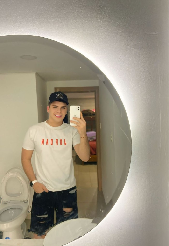 Novedad charly de paso